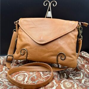 Wanderers Travel Co Tan Leather Crossbody Bag